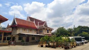 กุฏิ วัดน้อยนางหงษ์ โดยร้าน Reedthai กุฏิ วัดน้อยนางหงษ์ โดยร้าน Reedthai