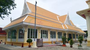 ด้านหน้าศาลา วัดศิริพงษ์ธรรมนิมิต โดยร้าน Reedthai ด้านหน้าศาลา วัดศิริพงษ์ธรรมนิมิต โดยร้าน Reedthai