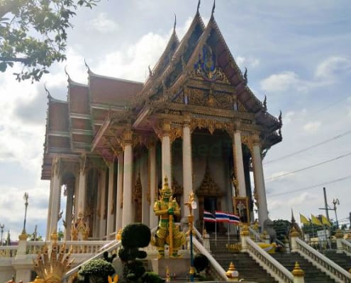 ด้านหน้าโบสถ์ วัดดอนเมือง โดยร้าน Reedthai ด้านหน้าโบสถ์ วัดดอนเมือง โดยร้าน Reedthai