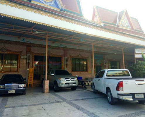 ที่จอดรถ วัดช่องลม โดยร้าน Reedthai ที่จอดรถ วัดช่องลม โดยร้าน Reedthai