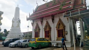 ที่จอดรถ วัดเจ้าอาม โดยร้าน Reedthai ที่จอดรถ วัดเจ้าอาม โดยร้าน Reedthai