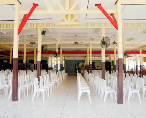 ที่นั่งในศาลา วัดไผ่ตัน โดยร้าน Reedthai ที่นั่งในศาลา วัดไผ่ตัน โดยร้าน Reedthai