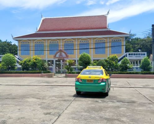 ลานด้านหน้า วัดไพชยนต์พลเสพย์ โดยร้าน Reedthai ลานด้านหน้า วัดไพชยนต์พลเสพย์ โดยร้าน Reedthai