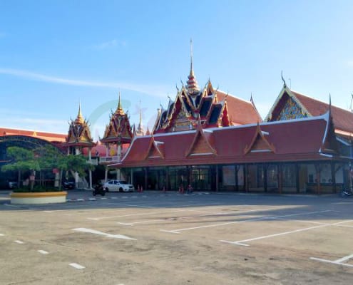 ด้านหน้าศาลา วัดกำแพง พระราม2 โดยร้าน Reedthai ด้านหน้าศาลา วัดกำแพง พระราม2 โดยร้าน Reedthai