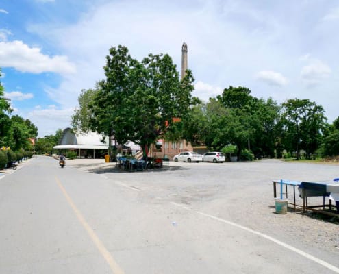 ที่จอดรถ วัดตาล โดยร้าน Reedthai ที่จอดรถ วัดตาล โดยร้าน Reedthai