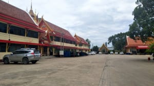 ที่จอดรถ วัดแสนสุข โดยร้าน Reedthai ที่จอดรถ วัดแสนสุข โดยร้าน Reedthai