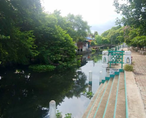 ริมน้ำ วัดตะกล่ำ โดยร้าน Reedthai ริมน้ำ วัดตะกล่ำ โดยร้าน Reedthai