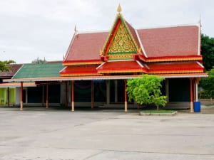 ลานกว้าง วัดป่ากลางทุ่ง โดยร้าน Reedthai ลานกว้าง วัดป่ากลางทุ่ง โดยร้าน Reedthai