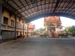 ลานกว้าง วัดโพธิ์ทองล่าง โดยร้าน Reedthai ลานกว้าง วัดโพธิ์ทองล่าง โดยร้าน Reedthai