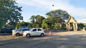 ลานจอดรถ วัดกำแพง พระราม2 โดยร้าน Reedthai ลานจอดรถ วัดกำแพง พระราม2 โดยร้าน Reedthai