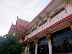 หน้าศาลา วัดตะกล่ำ โดยร้าน Reedthai หน้าศาลา วัดตะกล่ำ โดยร้าน Reedthai