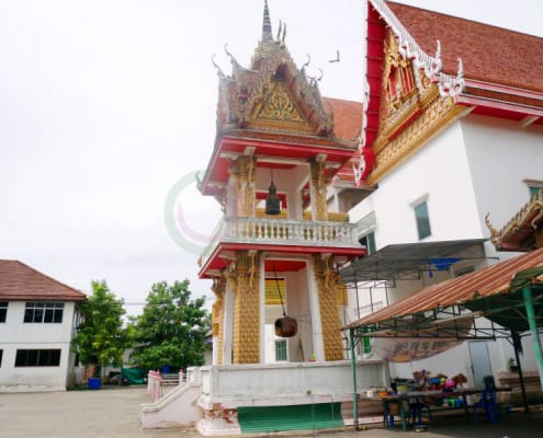 หอนาฬิกา วัดประยูรธรรมาราม โดยร้าน Reedthai หอนาฬิกา วัดประยูรธรรมาราม โดยร้าน Reedthai