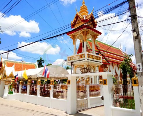 หอระฆัง ร้านพวงหรีดวัดไทรม้าใต้ ส่งพวงหรีดวัดไทรม้าใต้ โดยร้าน Reedthai หอระฆัง ร้านพวงหรีดวัดไทรม้าใต้ ส่งพวงหรีดวัดไทรม้าใต้ โดยร้าน Reedthai