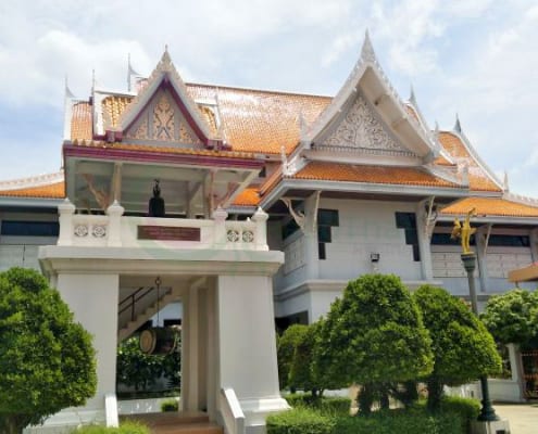 หอระฆัง วัดราษฎร์บำรุง โดยร้าน Reedthai หอระฆัง วัดราษฎร์บำรุง โดยร้าน Reedthai