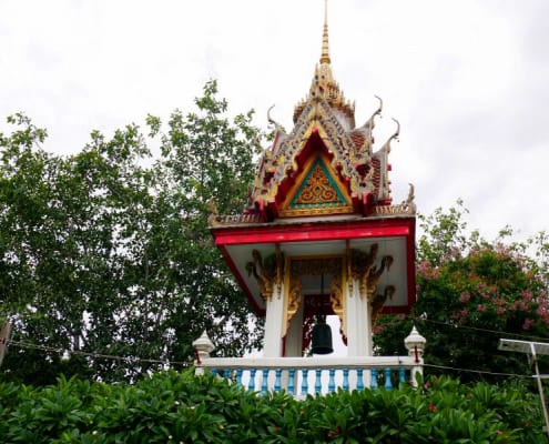 หอระฆัง วัดเชียงรากน้อย โดยร้าน Reedthai หอระฆัง วัดเชียงรากน้อย โดยร้าน Reedthai