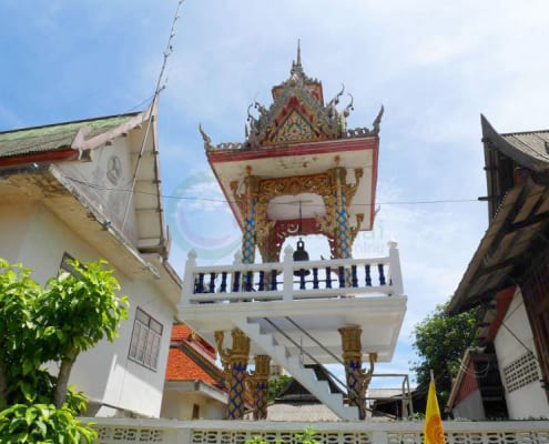 หอระฆังวัดเทียนถวาย โดยร้าน Reedthai หอระฆังวัดเทียนถวาย โดยร้าน Reedthai