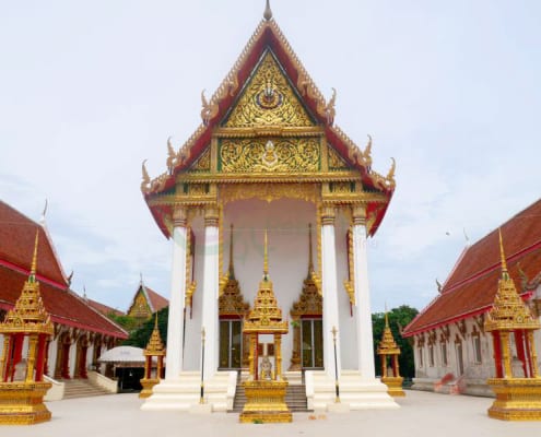 โบสถ์ วัดประยูรธรรมาราม โดยร้าน Reedthai โบสถ์ วัดประยูรธรรมาราม โดยร้าน Reedthai