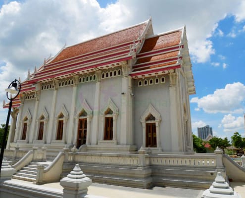 โบสถ์ด้านข้าง วัดชลประทานรังสฤษดิ์ โดยร้าน Reedthai โบสถ์ด้านข้าง วัดชลประทานรังสฤษดิ์ โดยร้าน Reedthai
