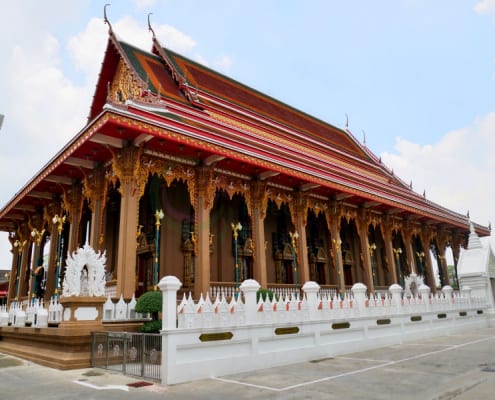 โบสถ์ด้านข้าง วัดนวลจันทร์ โดยร้าน Reedthai โบสถ์ด้านข้าง วัดนวลจันทร์ โดยร้าน Reedthai