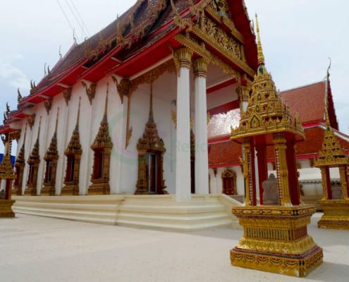 โบสถ์ด้านข้าง วัดประยูรธรรมาราม โดยร้าน Reedthai โบสถ์ด้านข้าง วัดประยูรธรรมาราม โดยร้าน Reedthai