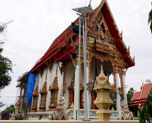 โบสถ์ด้านข้าง วัดเชียงรากน้อย โดยร้าน Reedthai โบสถ์ด้านข้าง วัดเชียงรากน้อย โดยร้าน Reedthai