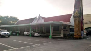 ลานจอดรถ วัดศรีประวัติ โดยร้าน Reedthai ลานจอดรถ วัดศรีประวัติ โดยร้าน Reedthai